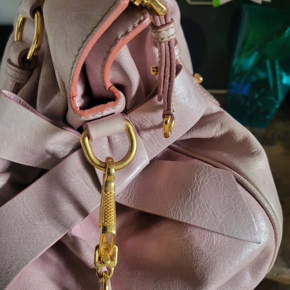 Miu Miu Pink Vitello Lux Bow Handbag. Check my ebay store for great discounts - Picture 7 of 9